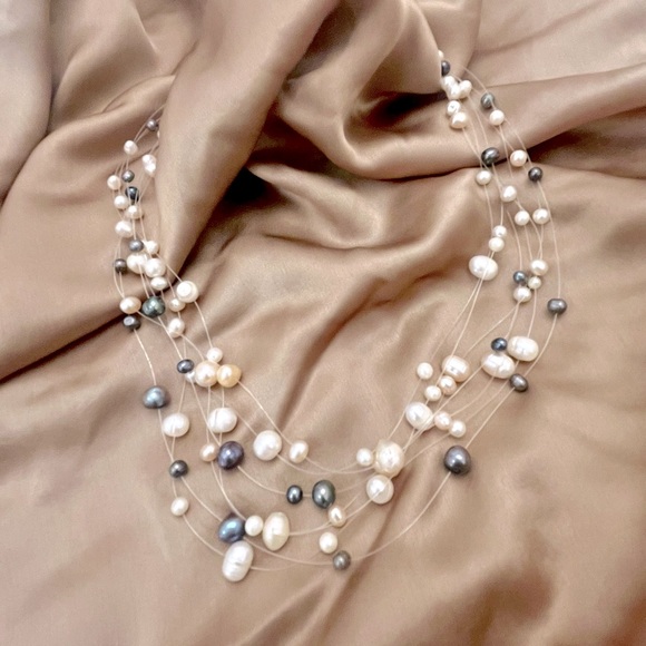 7 Strand freshwater pearl choker - Picture 3 of 4